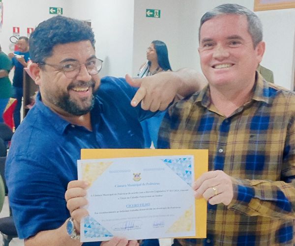 Cineasta Cícero Filho Recebe Título de Cidadão Pedreirense em emocionante solenidade em Pedreiras, Maranhão